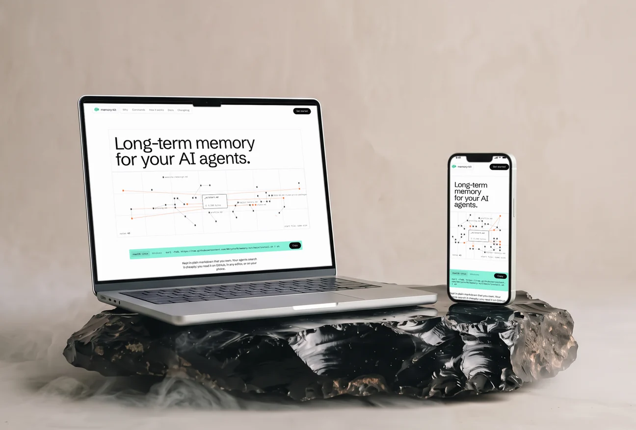 Web open-source projektu memory-kit na notebooku a telefonu